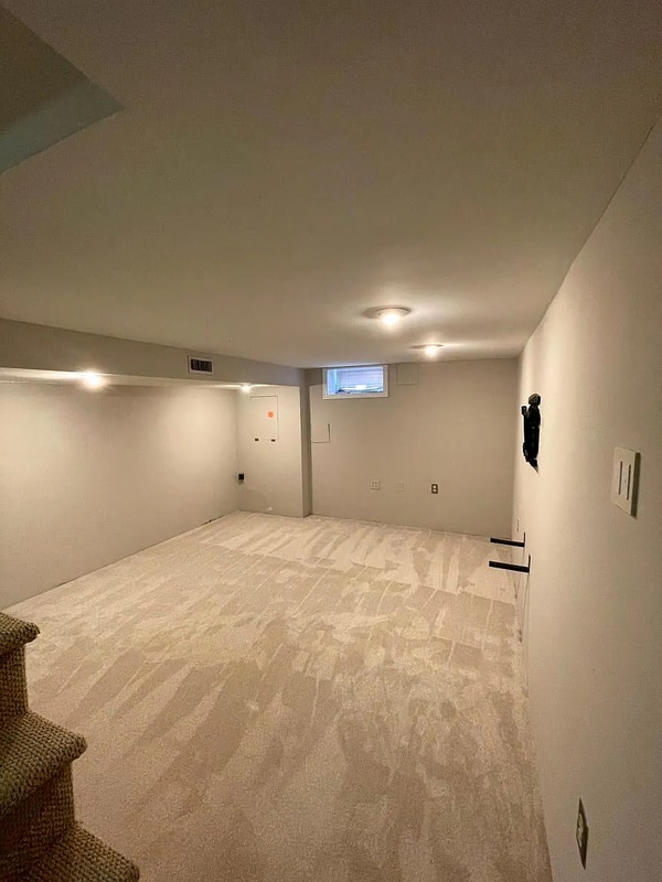 Building Photo - 1112 S Conkling St