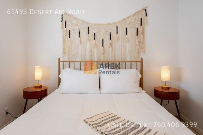 Building Photo - 61493 Desert Air Rd