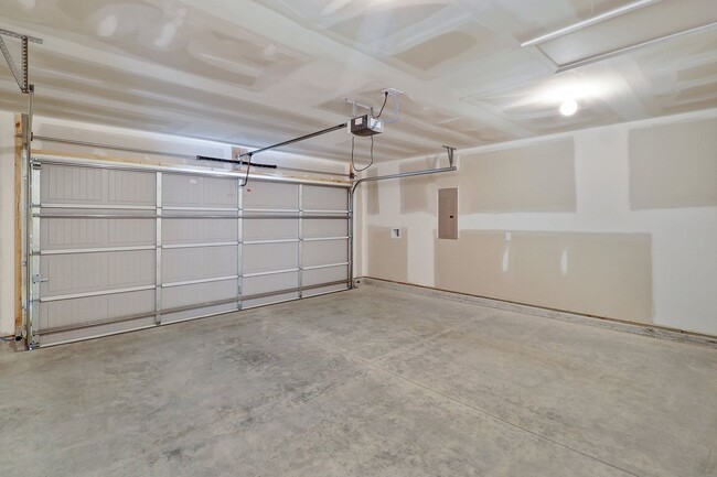 Building Photo - 604 Cade Avenue - Hartford - Statesboro
