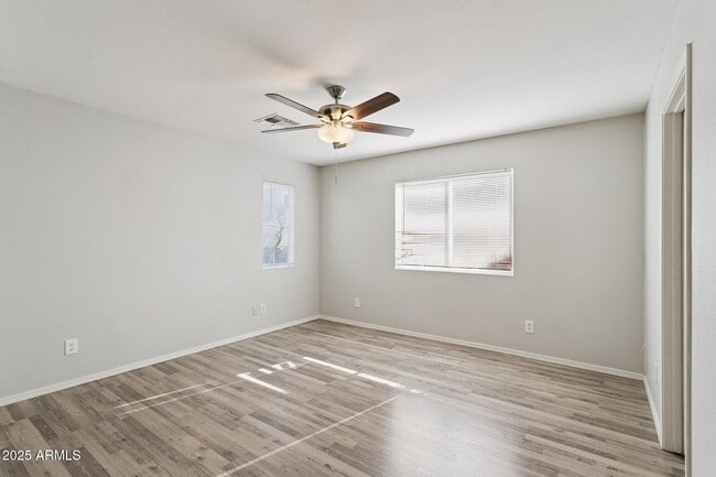 Building Photo - 17606 N 17th Pl