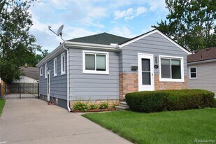 Building Photo - 207 N Campbell Rd