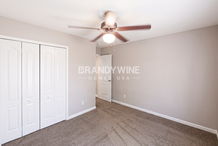 Building Photo - 5209 Lakerock Dr SW