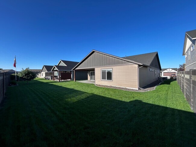 Building Photo - 6413 Springer Ln