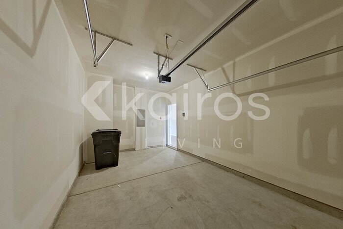 Building Photo - 151 Dudley Wy