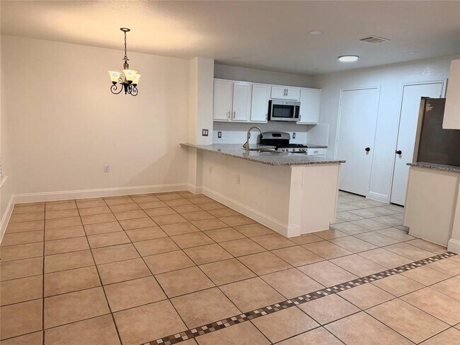 Building Photo - 7424 Aspen Brook Dr