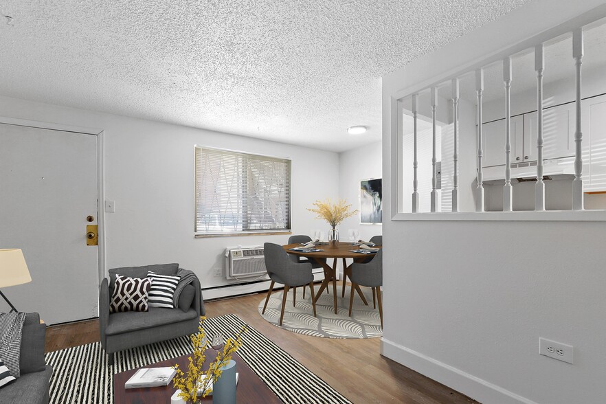 Building Photo - Candlewood Apartments