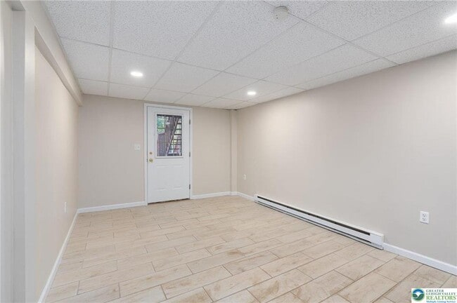 Building Photo - 273 Four Seasons Dr