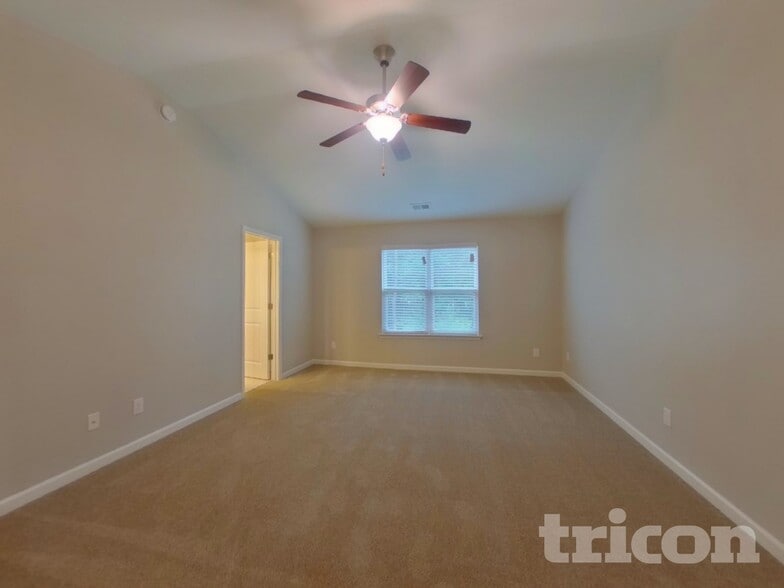 Building Photo - 1131 Rankin Oaks St