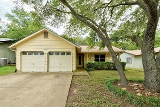 Building Photo - 2503 Star Grass Cir