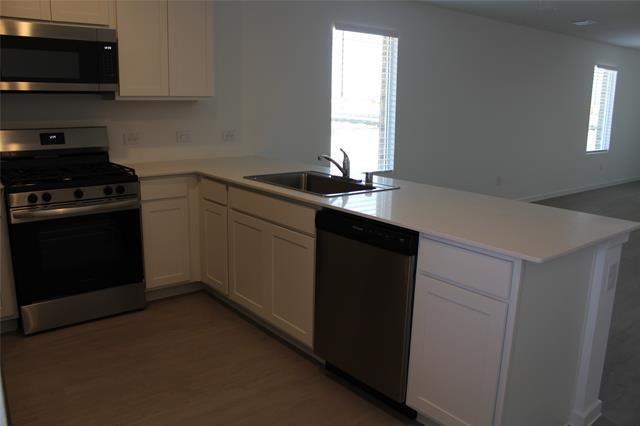 Building Photo - 2100 Neyland Dr