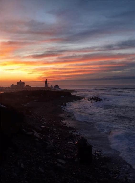 Building Photo - 56 Sand Hill Cove Rd