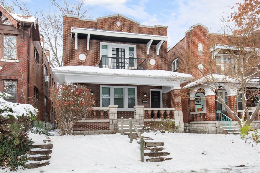 Primary Photo - 2049 Alfred Ave