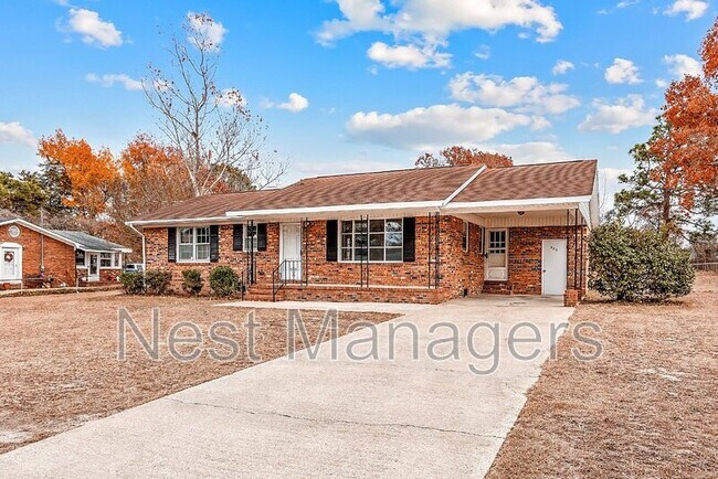 Building Photo - 909 Kaywood Dr
