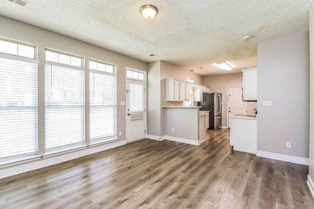 Building Photo - 1712 Silverberry Ct
