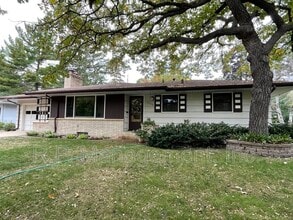 Building Photo - 6240 Jupiter Rd NE