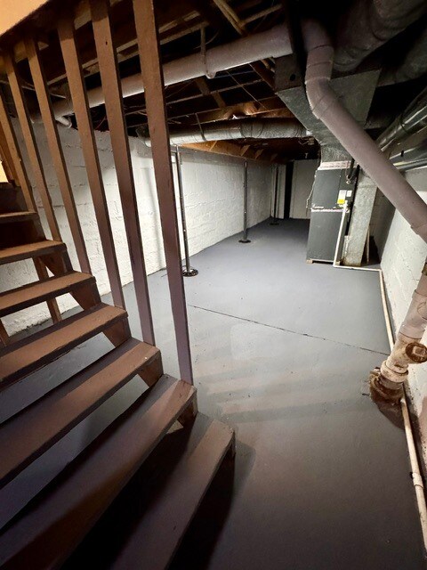 Building Photo - 782 Gibbard Ave
