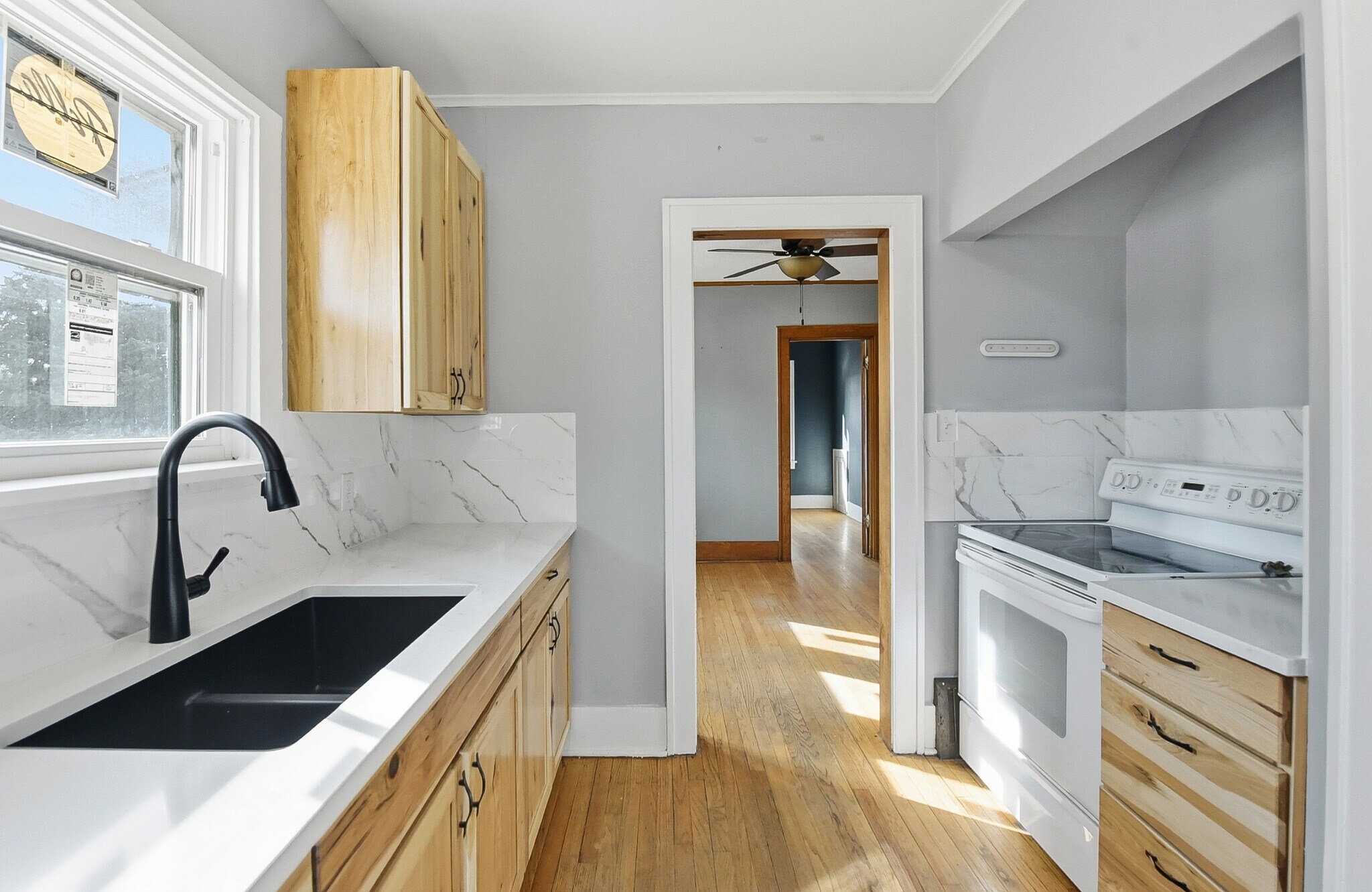 Building Photo - 4709 Shirley St