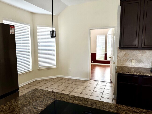 Building Photo - 1723 Wind Trace Cove