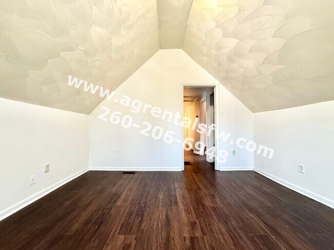 Building Photo - 2639 Indiana Ave