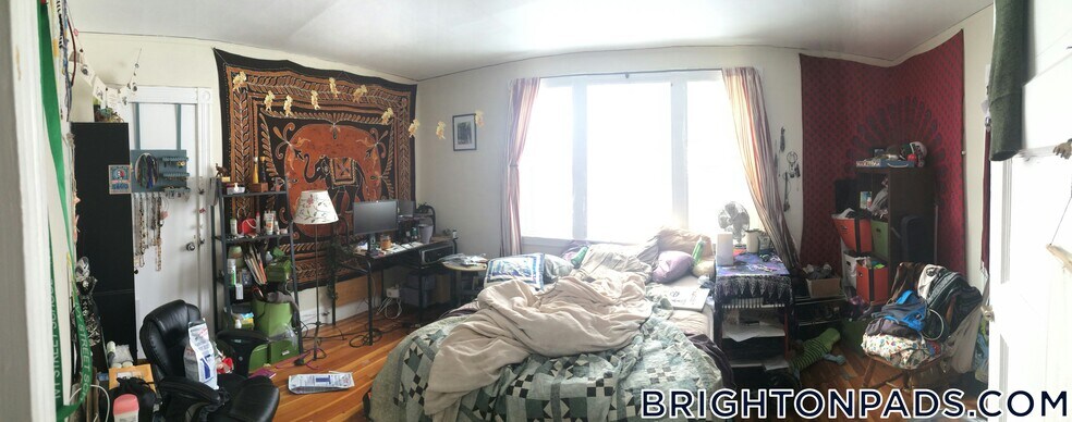 Building Photo - 675 Washington St