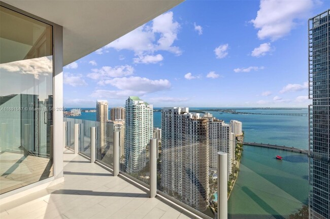 Building Photo - 300 Biscayne Blvd Way