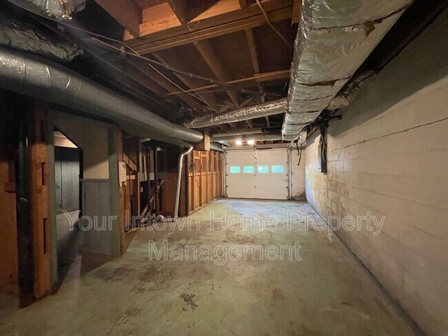 Building Photo - 2694 Shetland Dr