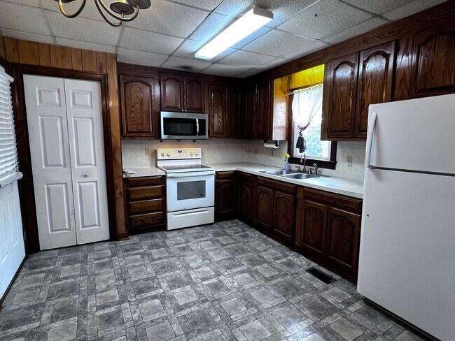 Building Photo - Church219