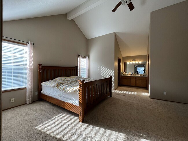 Building Photo - Light-Filled Three Bedroom Home with Private Bonus Space and Outdoor Living