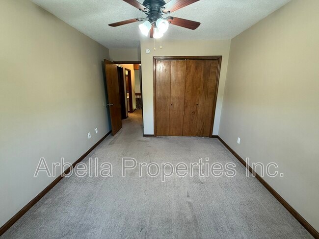 Building Photo - 1608 Herrin Dr