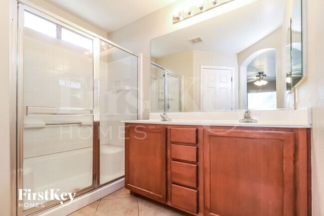 Building Photo - 14524 W Evans Dr