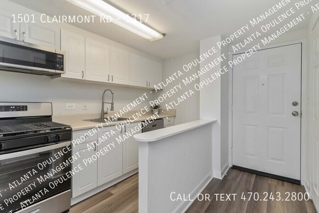 Building Photo - 1501 Clairmont Rd