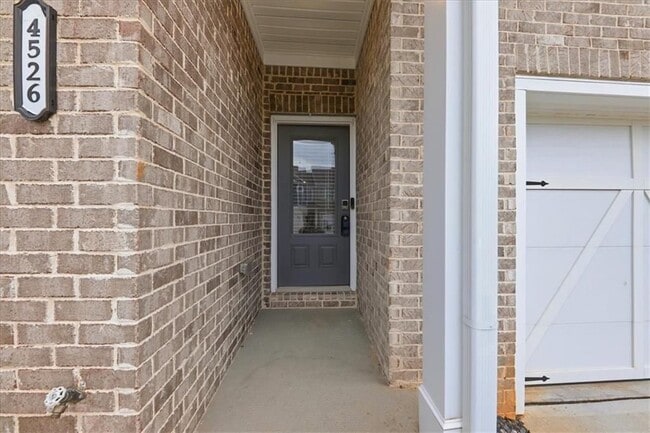 Building Photo - 4526 Fillmore Trl SW
