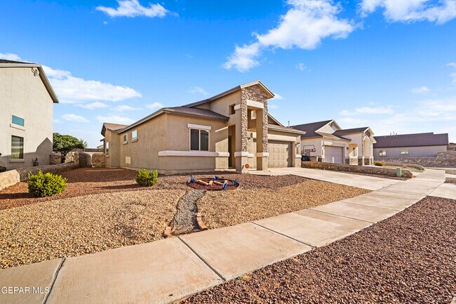 Building Photo - 6981 Black Mesquite Dr