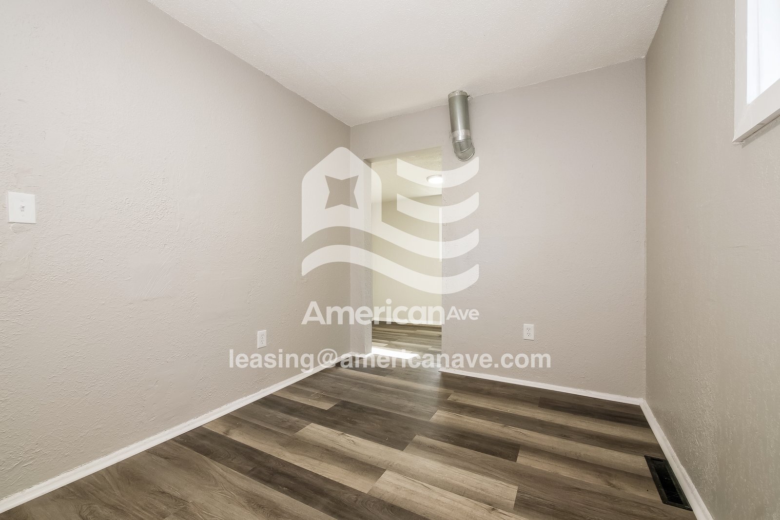 Building Photo - 3715 Mersington Ave