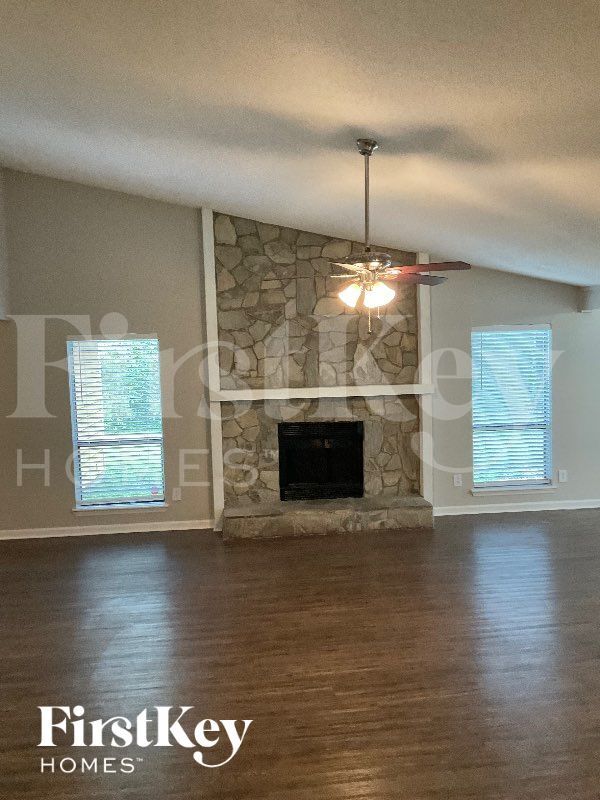 Building Photo - 6237 Danbrooke Pk Dr