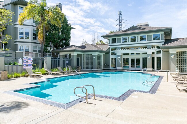 Building Photo - 880 Meridian Bay Ln