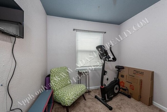 Building Photo - Beautiful KCK Home for Rent in Highland Crest Neighborhood-Available in MARCH!!