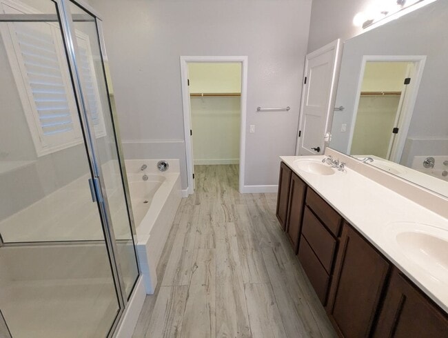 Building Photo - 8213 Fowler Falls Ct