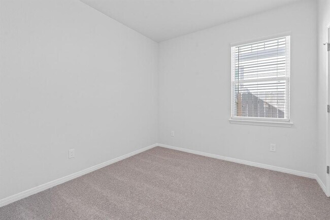 Building Photo - 6349 Marsh Ln