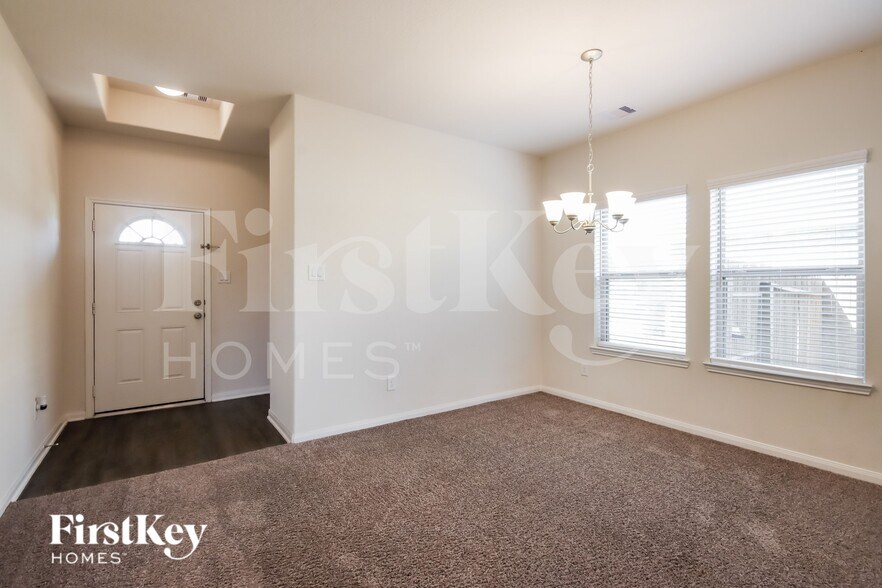 Building Photo - 15825 Roberto Clemente Ct