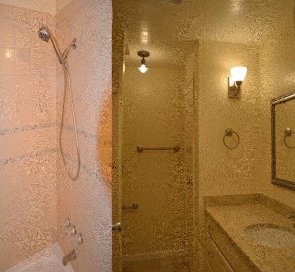 Building Photo - 6479 137th Ave NE