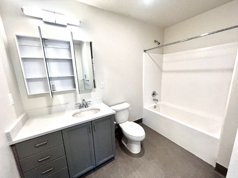 Building Photo - 2330 Yakima Ct