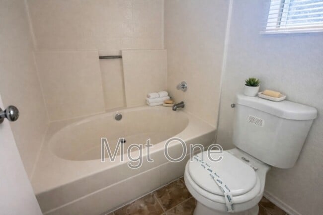 Building Photo - 11229 Miners Trail