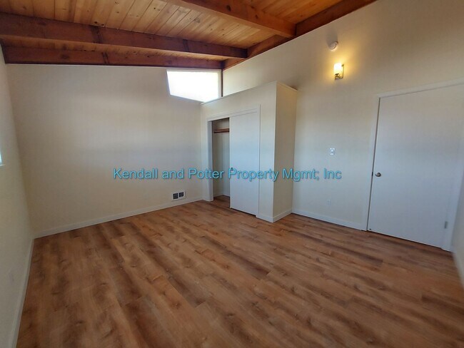 Building Photo - East Lake Ranch, LLC
