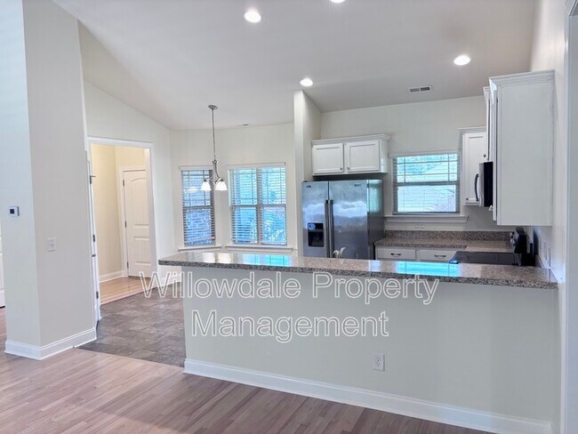 Building Photo - 76 Deep Clay Cir