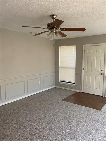 Building Photo - 1033 Rosewood Dr