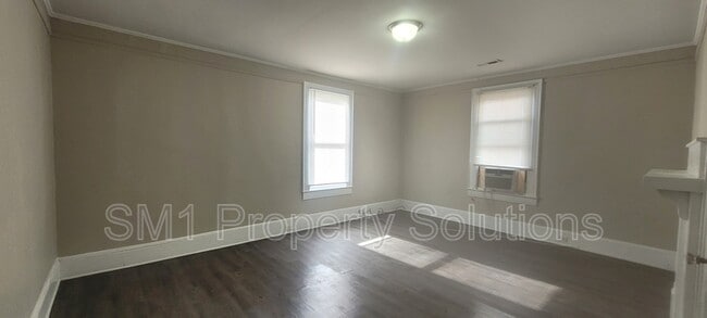 Building Photo - 501 Richardson Ave