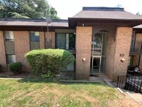 Building Photo - 415 Orchard Trace Ln