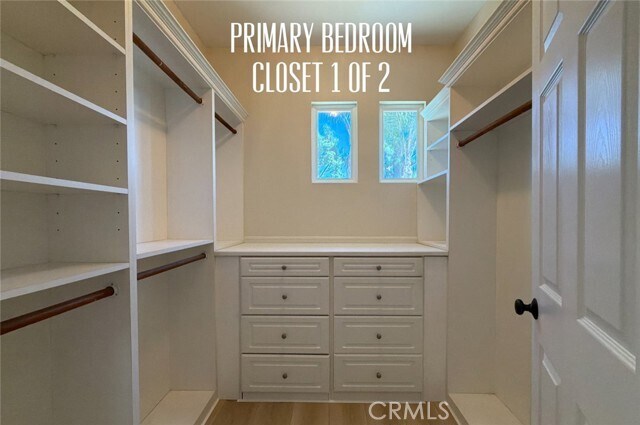 Building Photo - 2566 Pearblossom St