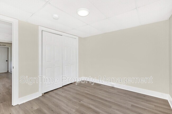 Building Photo - 152 E South St